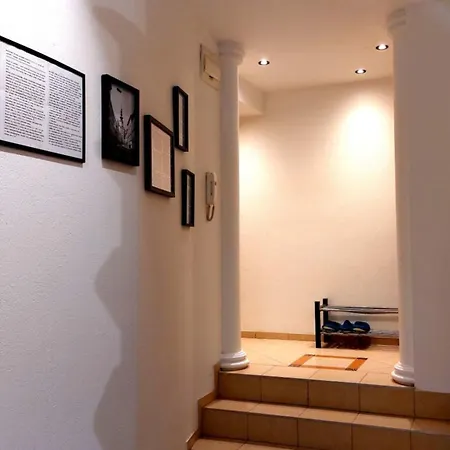 Michael's Gate Large In A 15th-century Building, Old Town Apartment Pressburg